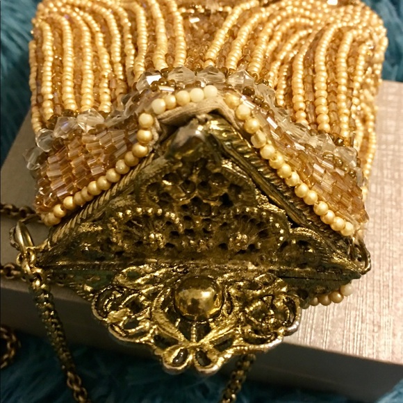 Vintage Beaded Purse in Excellent Condition - Picture 2 of 5